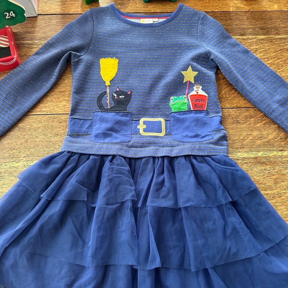 Mini Boden witchy dress!!